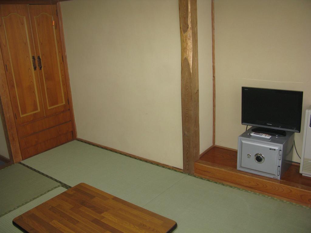 Ryokan Kobayashi Katashina Exterior photo