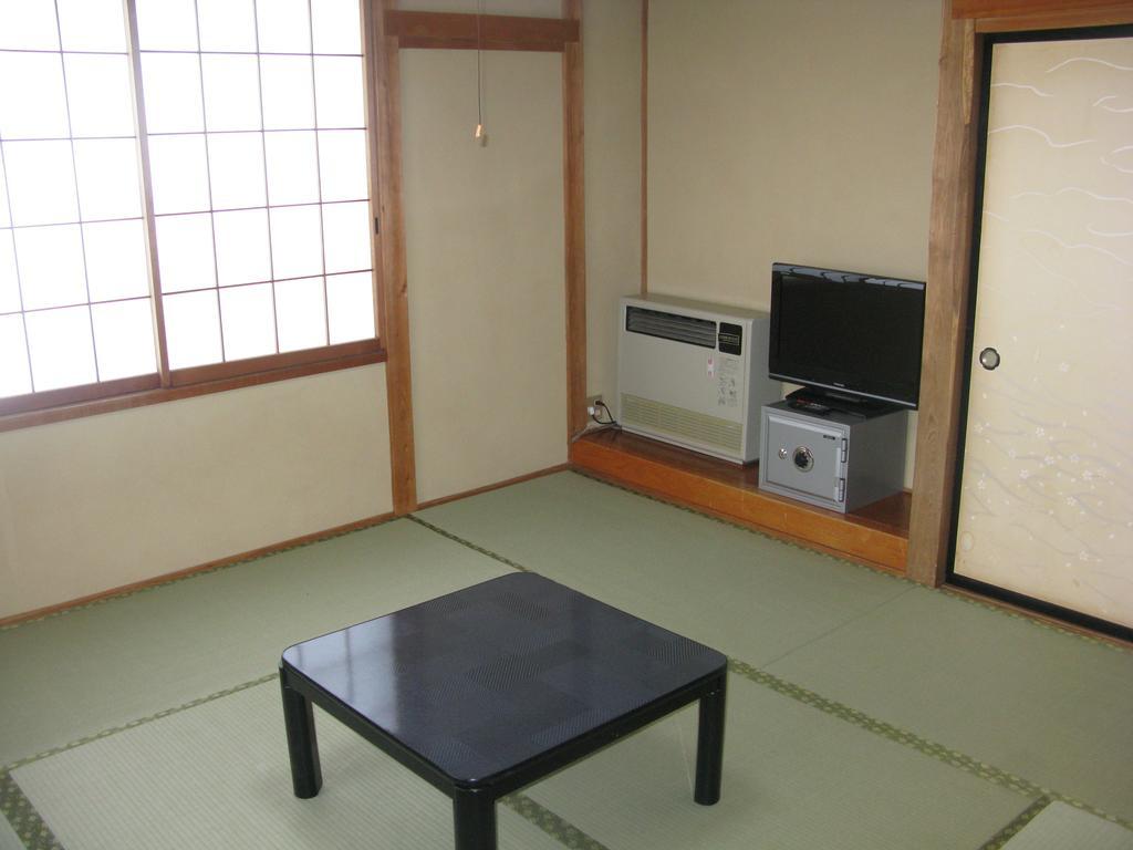 Ryokan Kobayashi Katashina Exterior photo