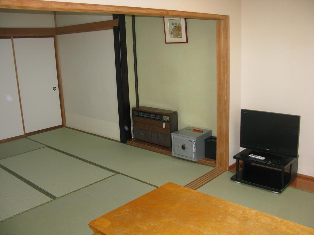 Ryokan Kobayashi Katashina Exterior photo