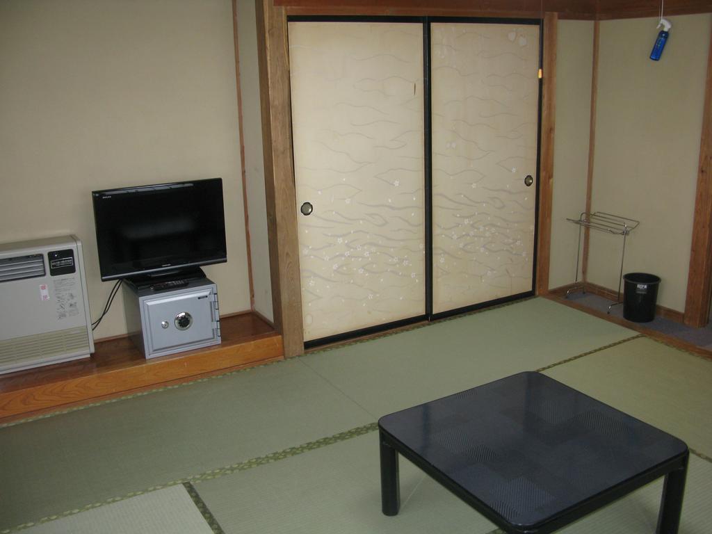 Ryokan Kobayashi Katashina Exterior photo